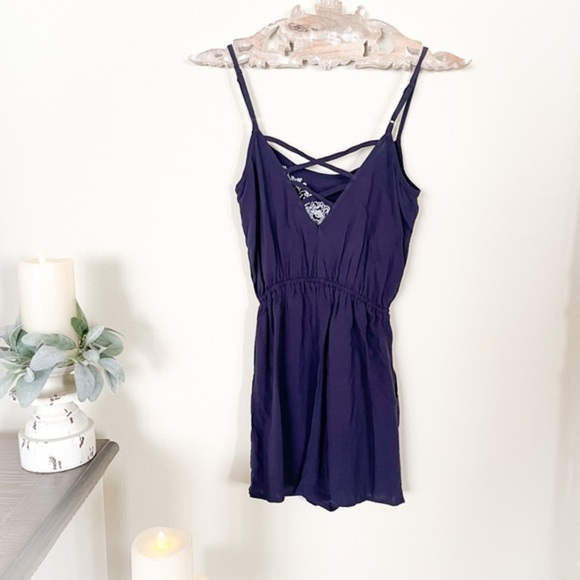 H&M Navy Floral Embroidered Cami Romper - Picture 4 of 7